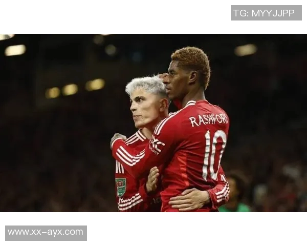 曼联提前召回21岁中场科利尔西布朗出场12次表现引关注